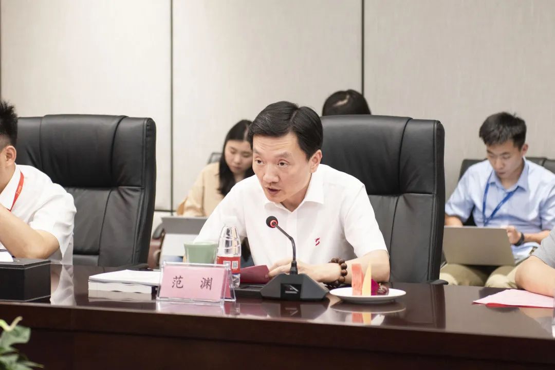 杭报集团与云顶集团信息战略合作签署仪式